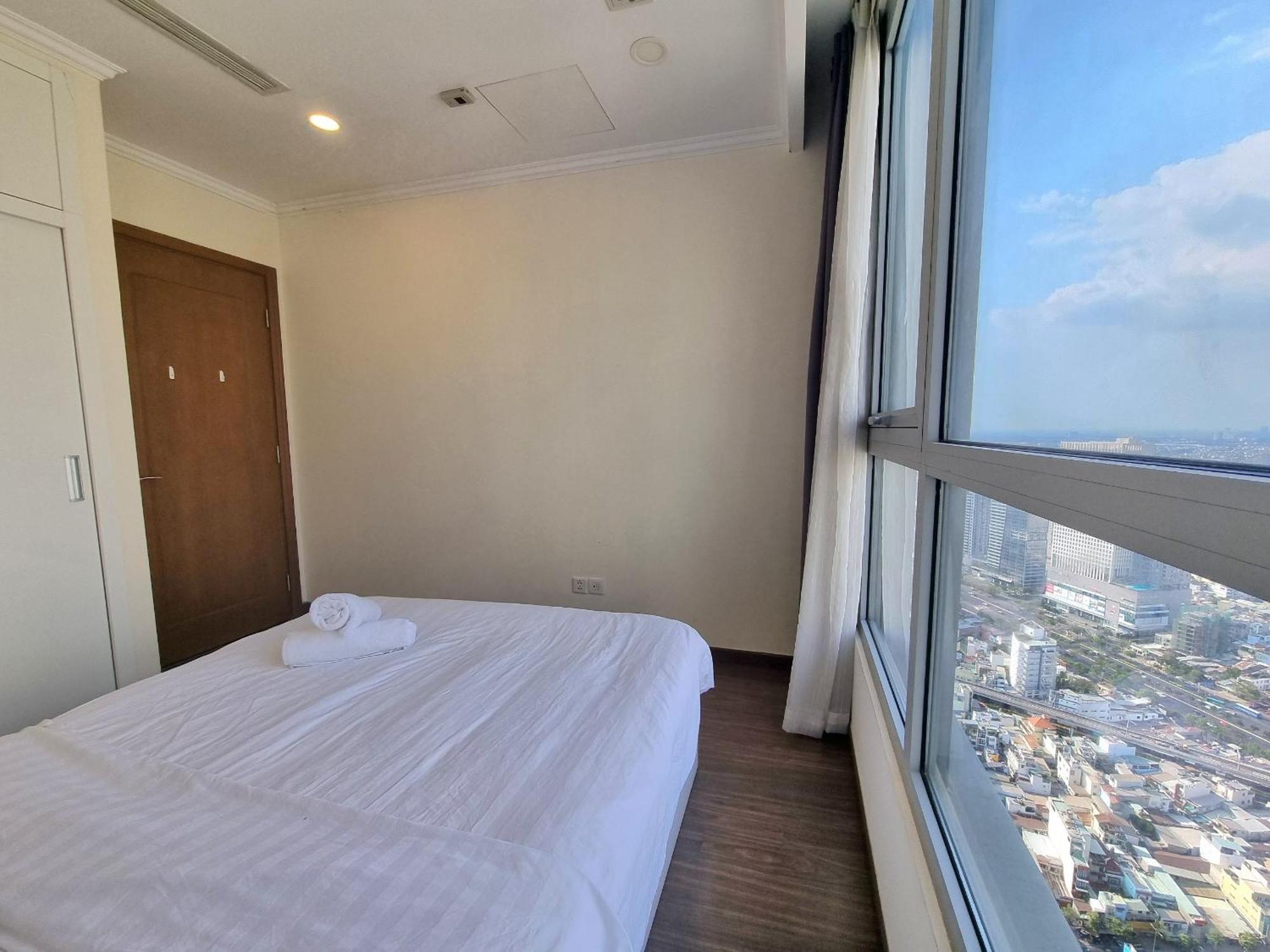 Rivergate Apartment *